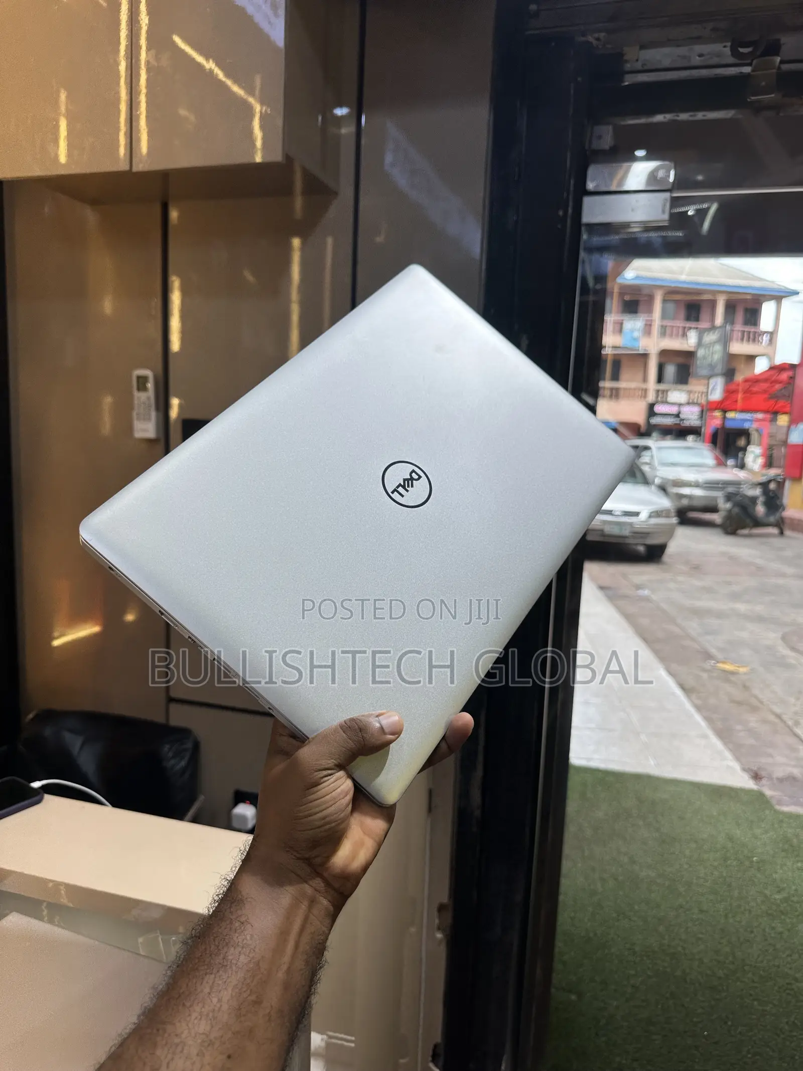 Laptop Dell Inspiron 15 8GB Intel Core i5 SSD 256GB