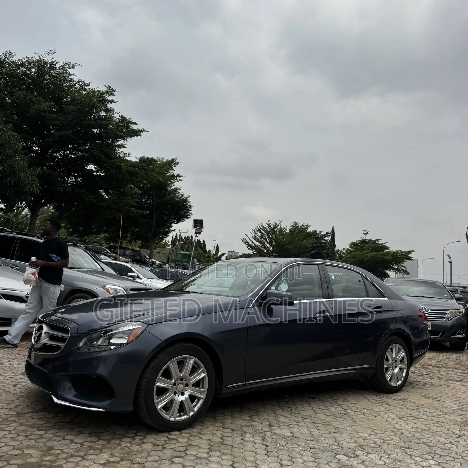 Mercedes-Benz E350 2014 Gray