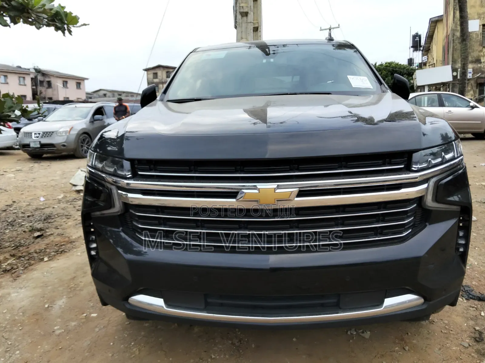 Chevrolet Suburban 2022 Black