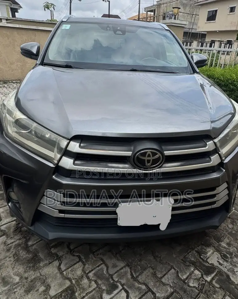 Toyota Highlander Limited Platinum 4x2 V6 (3.5L 6cyl 8A) 2017 Gray