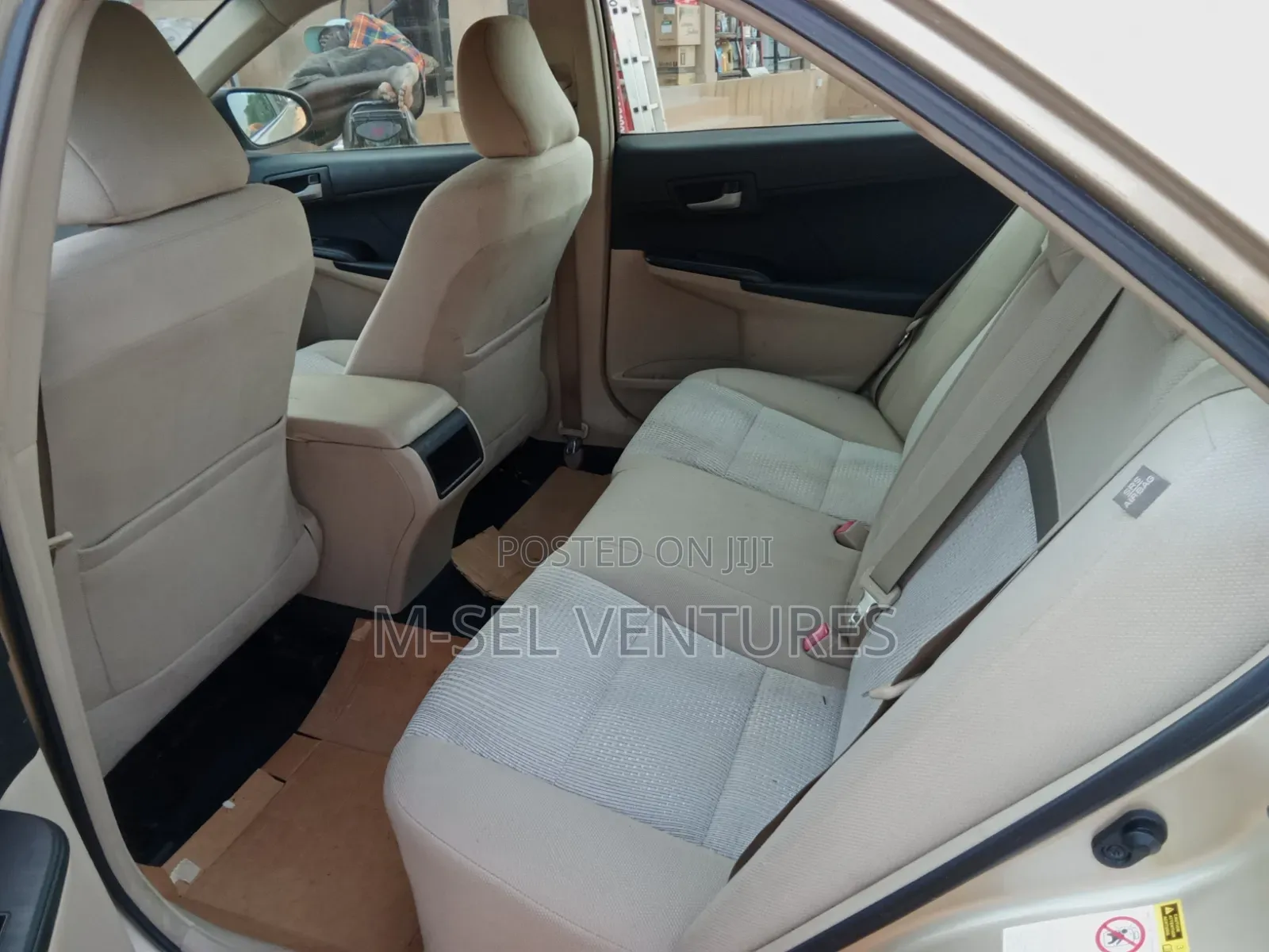 Toyota Camry 2012 Gold
