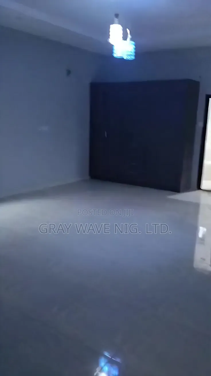 4bdrm Duplex in Dawaki for sale