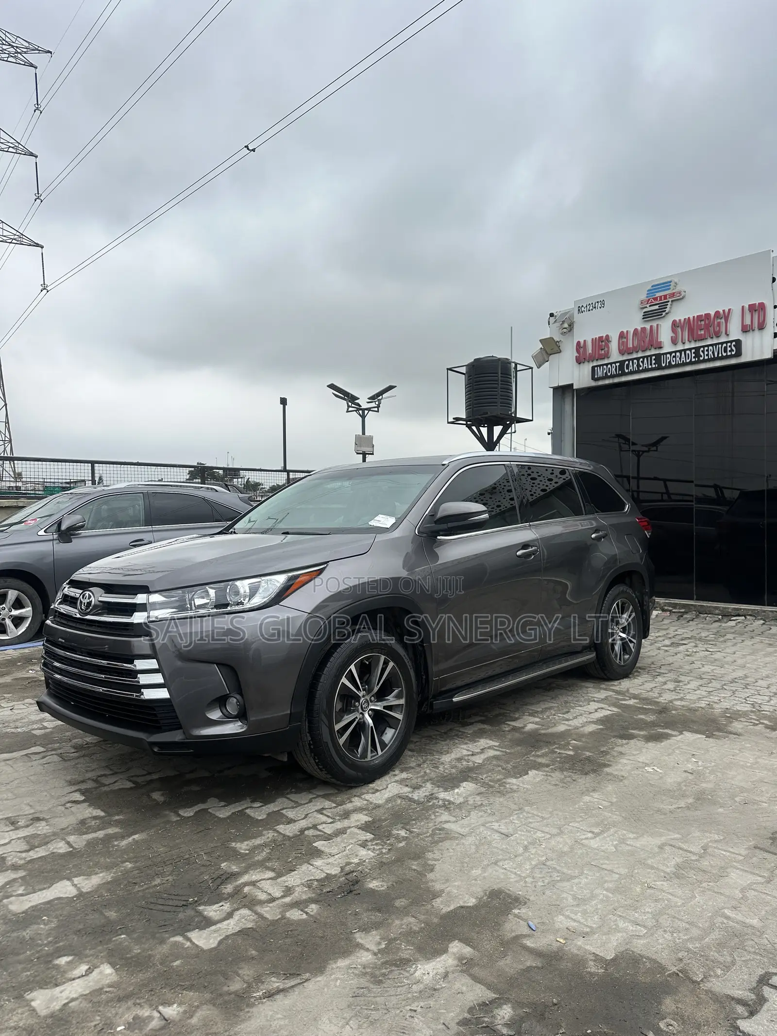 Toyota Highlander XLE V6 4x4 (3.5L 6cyl 6A) 2016 Brown