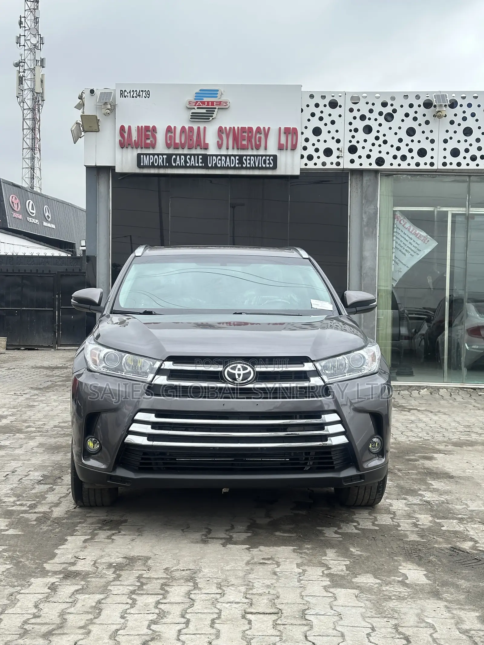 Toyota Highlander XLE V6 4x4 (3.5L 6cyl 6A) 2016 Brown