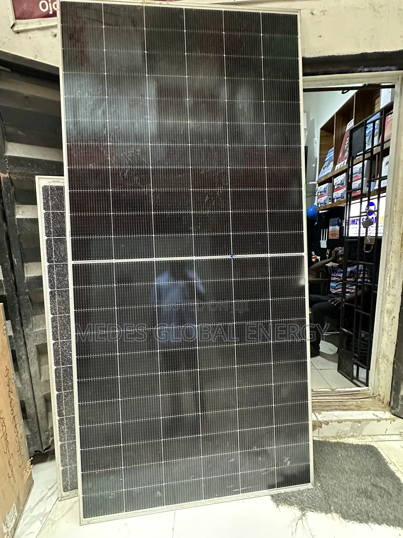 750watts Jinko Brand New Panel