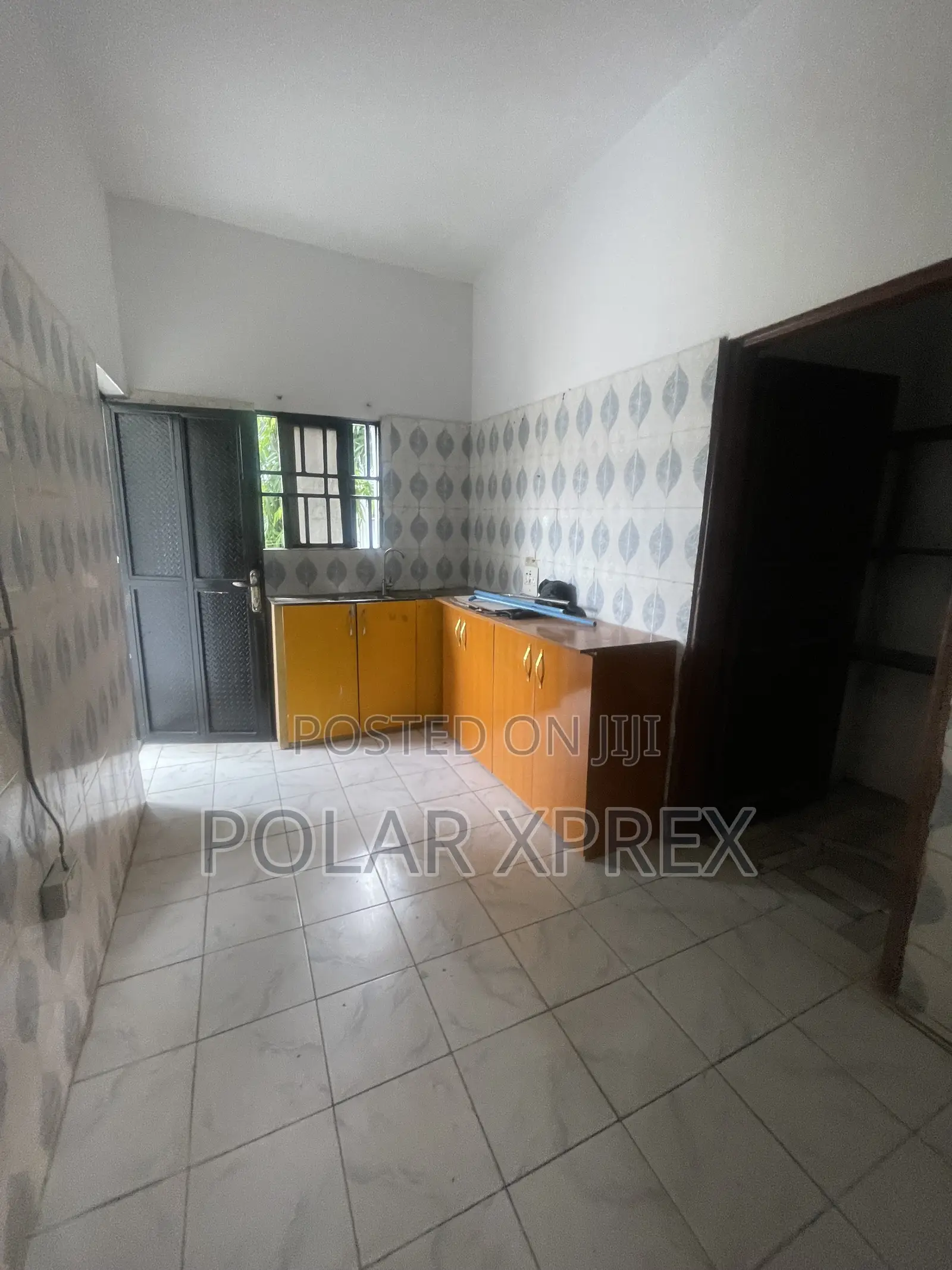 Furnished 3bdrm Block of Flats in Garki for rent