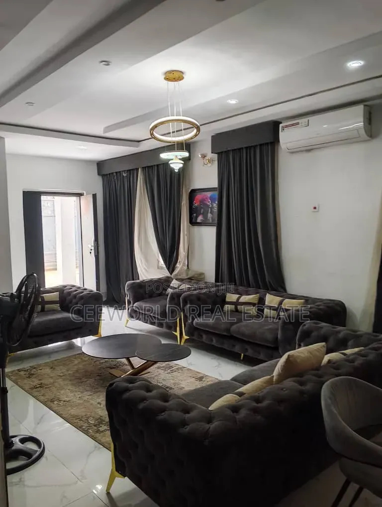 Furnished 3bdrm Apartment in New Bodija Estate for rent
