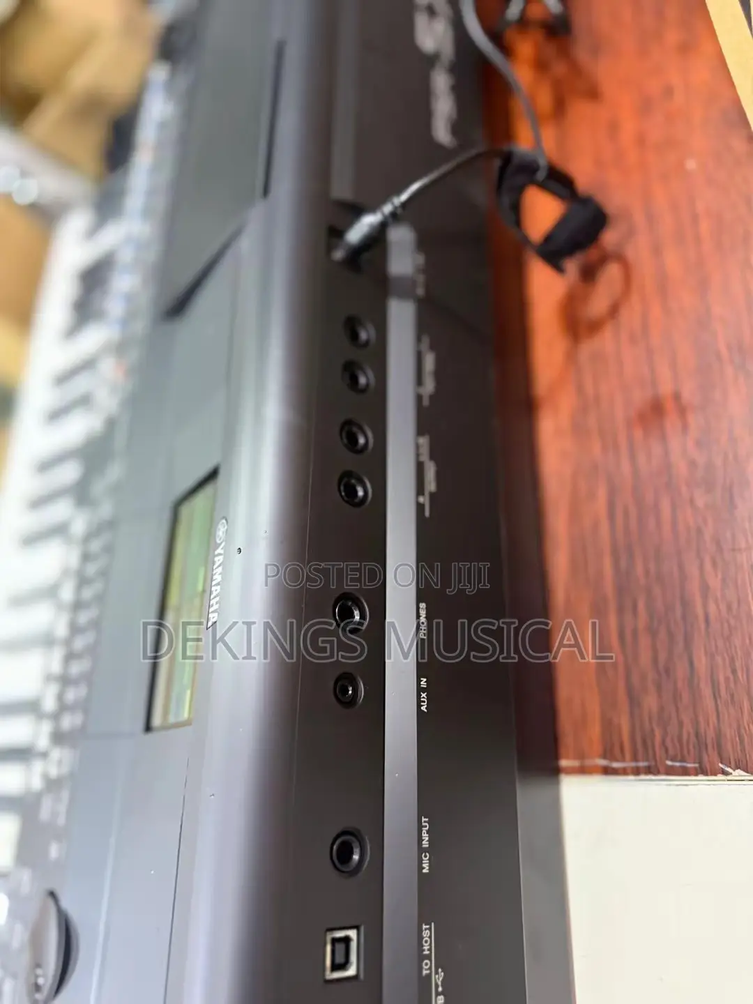 Professional Yamaha Sx600 Keyboard
