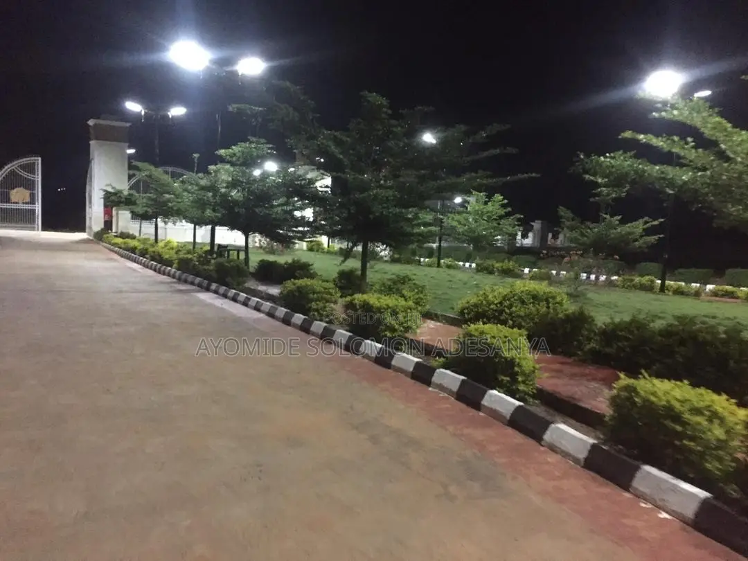 London Park and Garden Akufo Ologuneru Ibadan