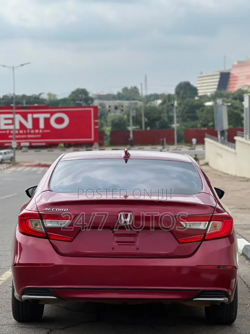 Honda Accord 2018 Maroon