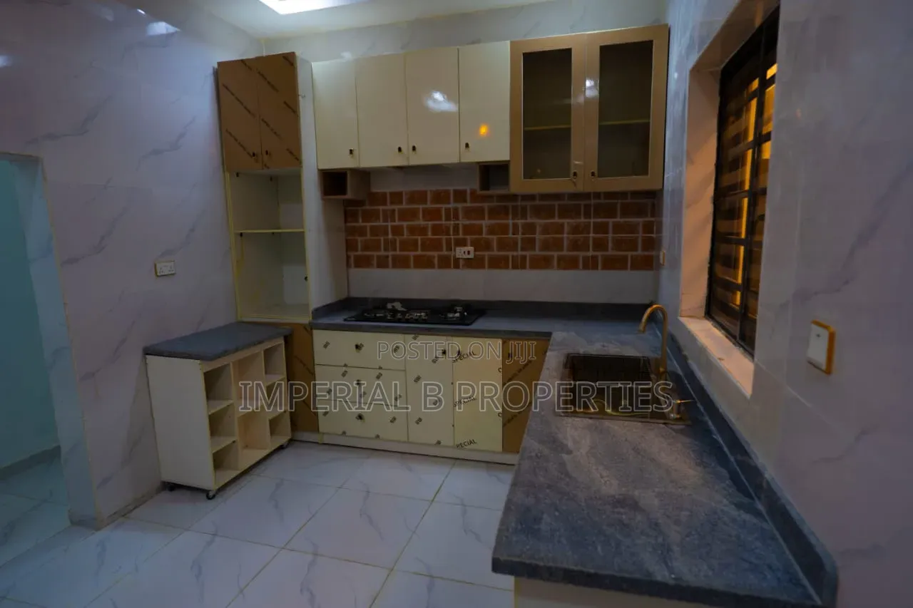 Furnished 2bdrm Duplex in Pantheon Bridge, VGC / Ajah for sale