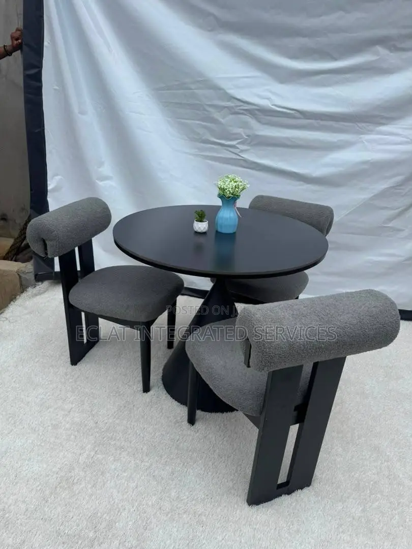 Gray Quality Chair With Quality Table for Dinings