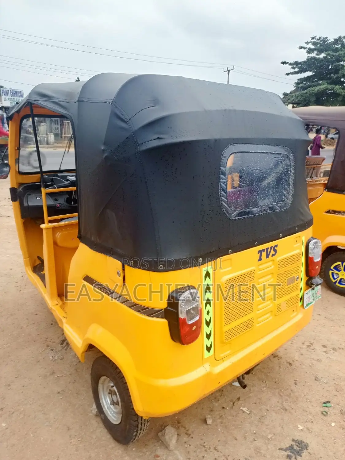 Tricycle 2022 Yellow
