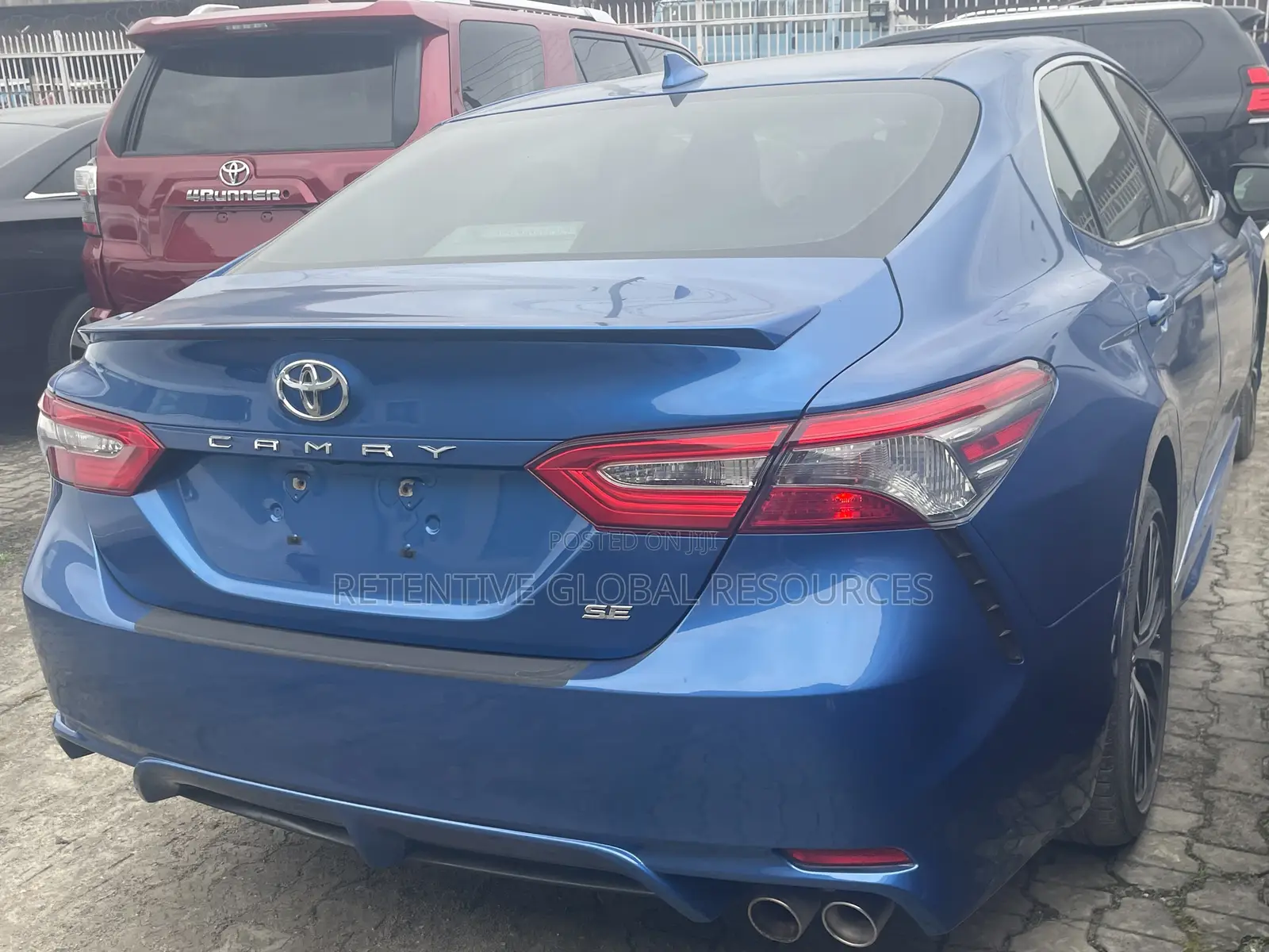 Toyota Camry SE (2.5L 4cyl 8A) 2019 Blue