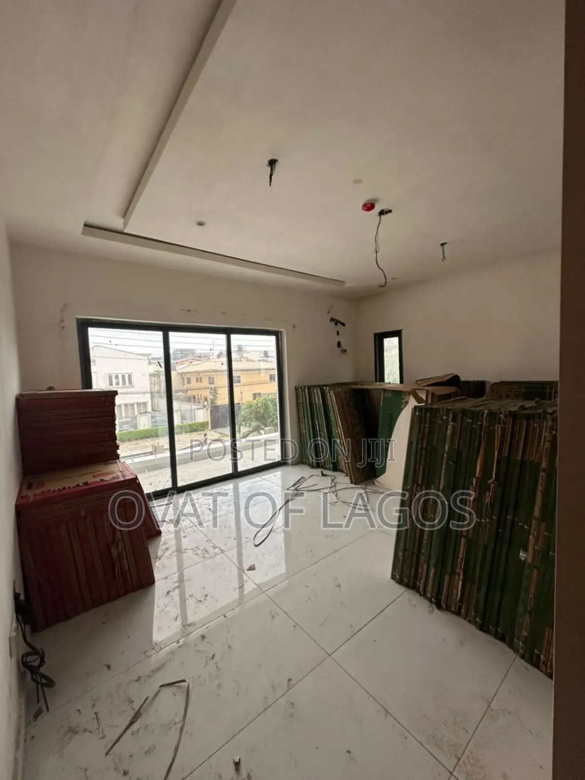 2bdrm Apartment in Lekki Phase 1 for sale