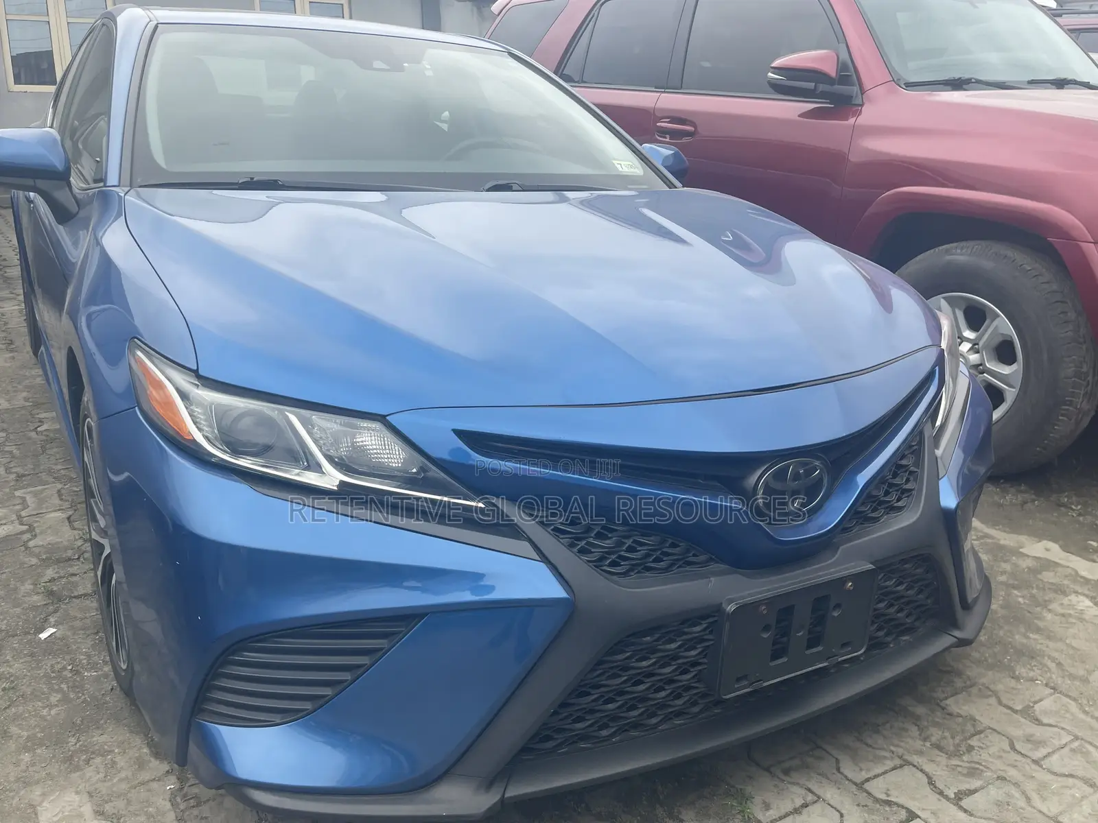 Toyota Camry SE (2.5L 4cyl 8A) 2019 Blue