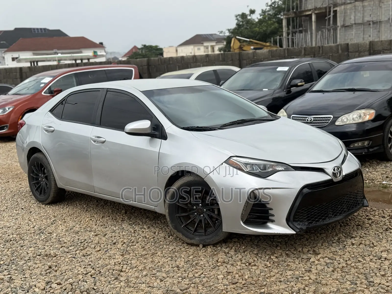 Toyota Corolla LE 4dr Sedan (1.8L 4cyl CVT) 2015 Silver