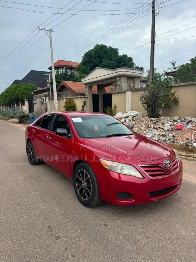 Toyota Camry 2011 Red