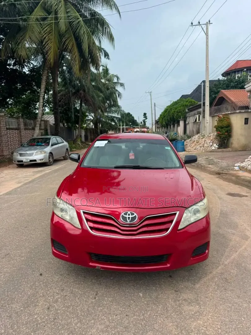 Toyota Camry 2011 Red