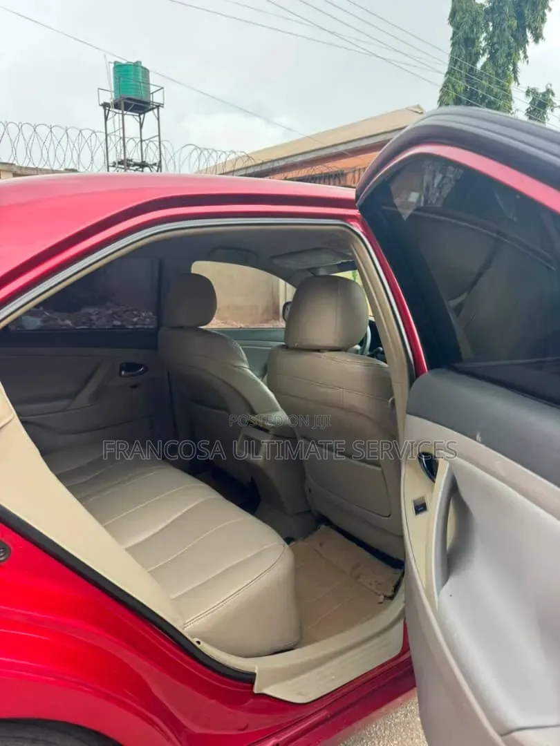 Toyota Camry 2011 Red