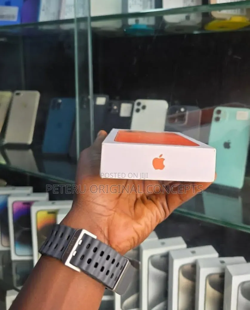 New Apple iPhone 17 Pro Max 256 GB Orange