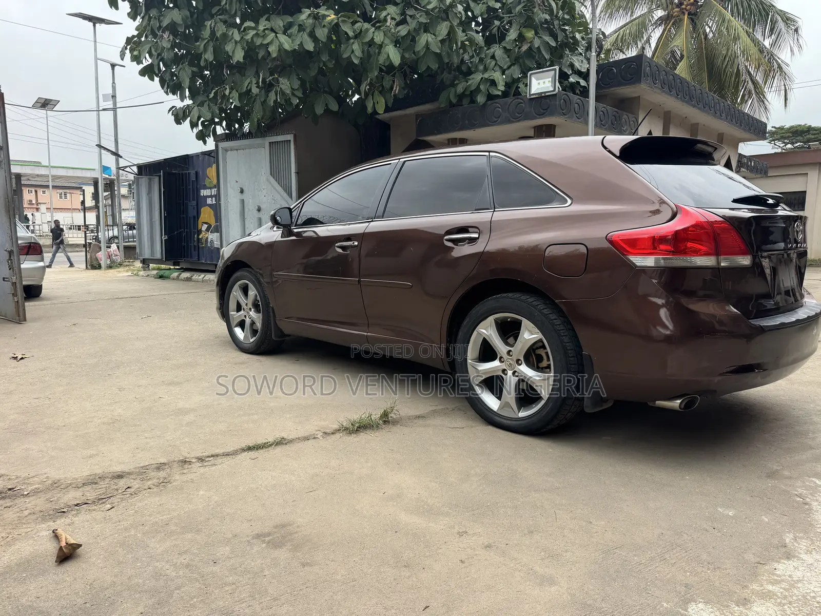Toyota Venza 2010 Brown