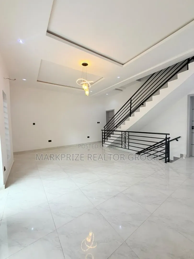 4bdrm Duplex in Ogudu Gra Lagos for sale