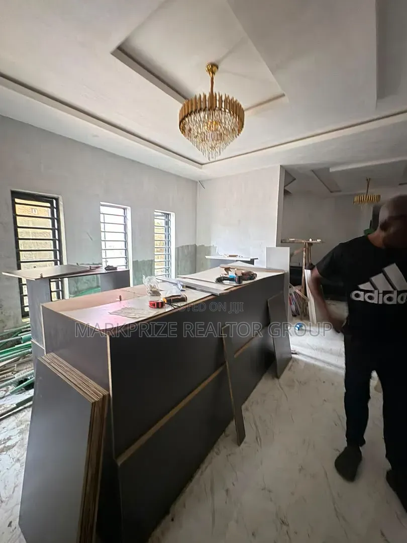 4bdrm Duplex in Ogba Gra Lagos for sale