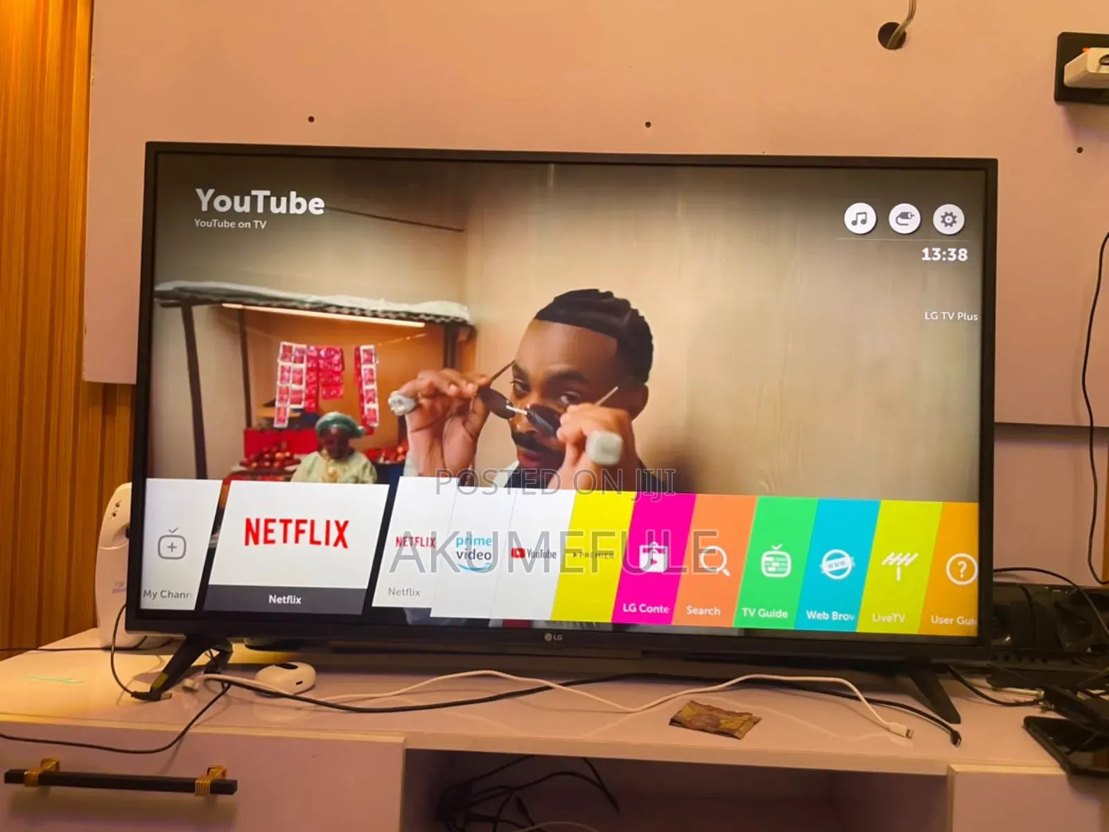 LG Smart TV 43 Inches Display