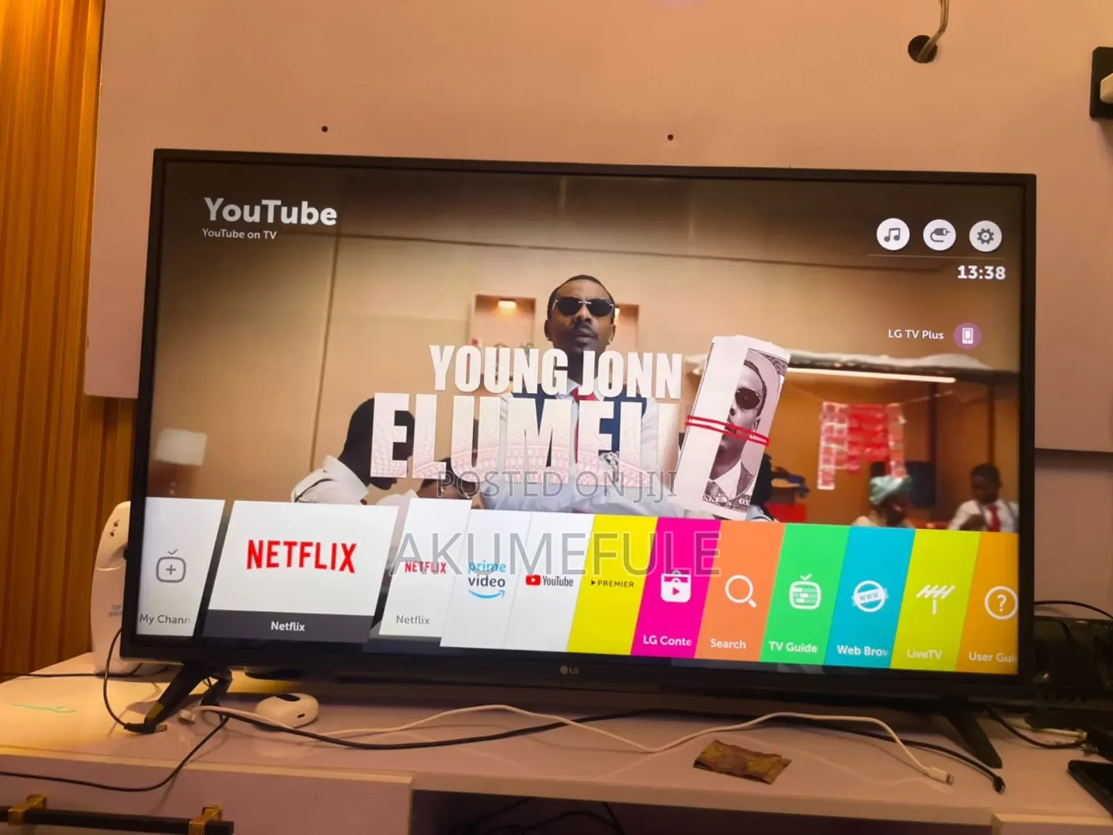 LG Smart TV 43 Inches Display