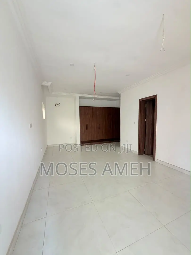 17bdrm Apartment in Guzape District for sale