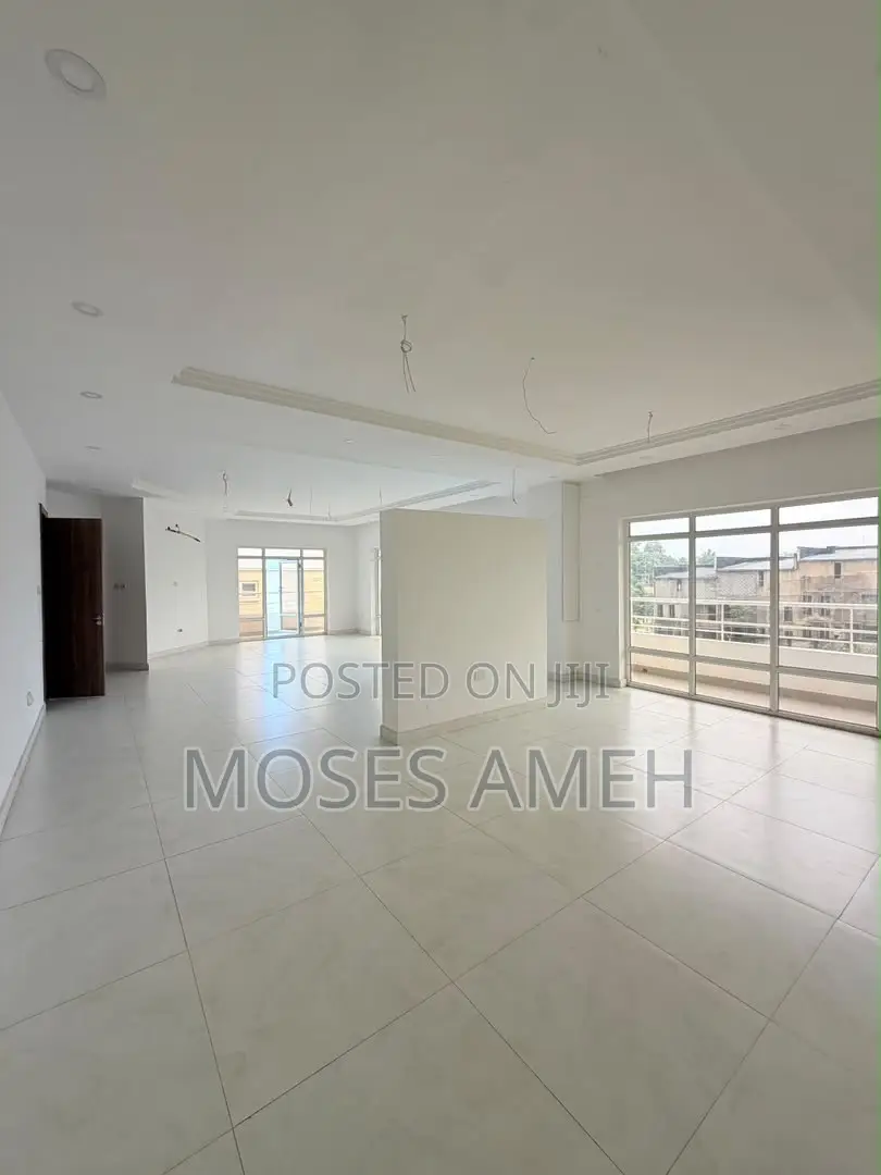 17bdrm Apartment in Guzape District for sale