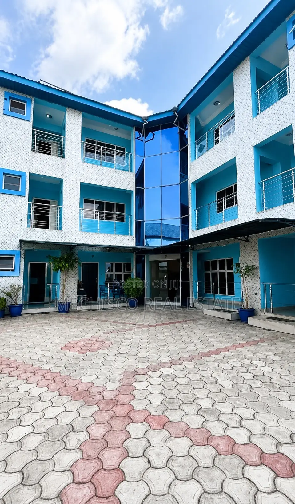 30 Rooms Hotel for Sale at Rumuodara, Port Harcourt