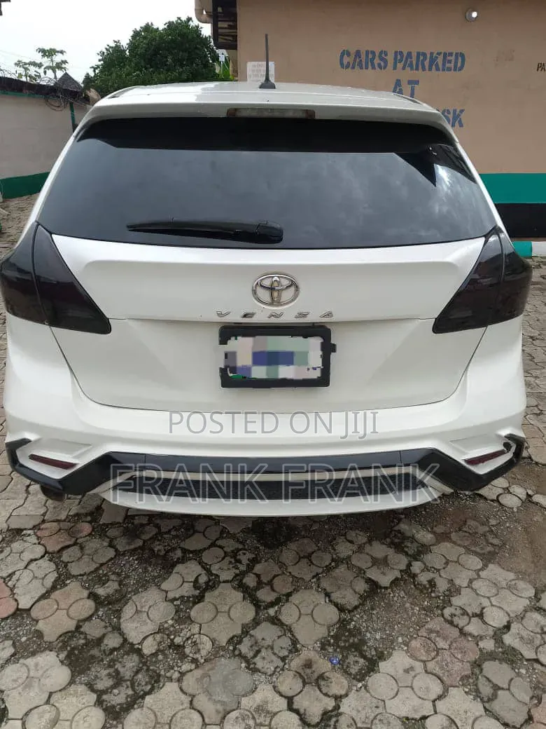 Toyota Venza 2017 White