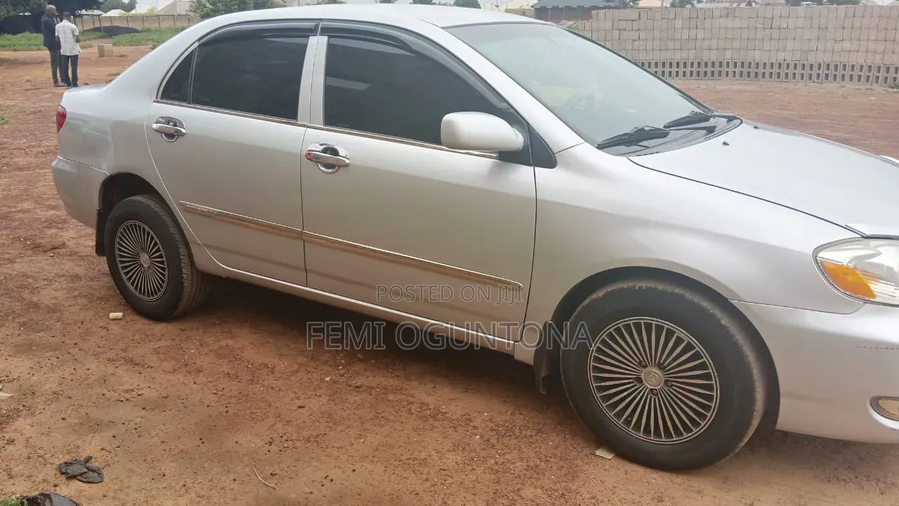 Toyota Corolla 2006 Silver