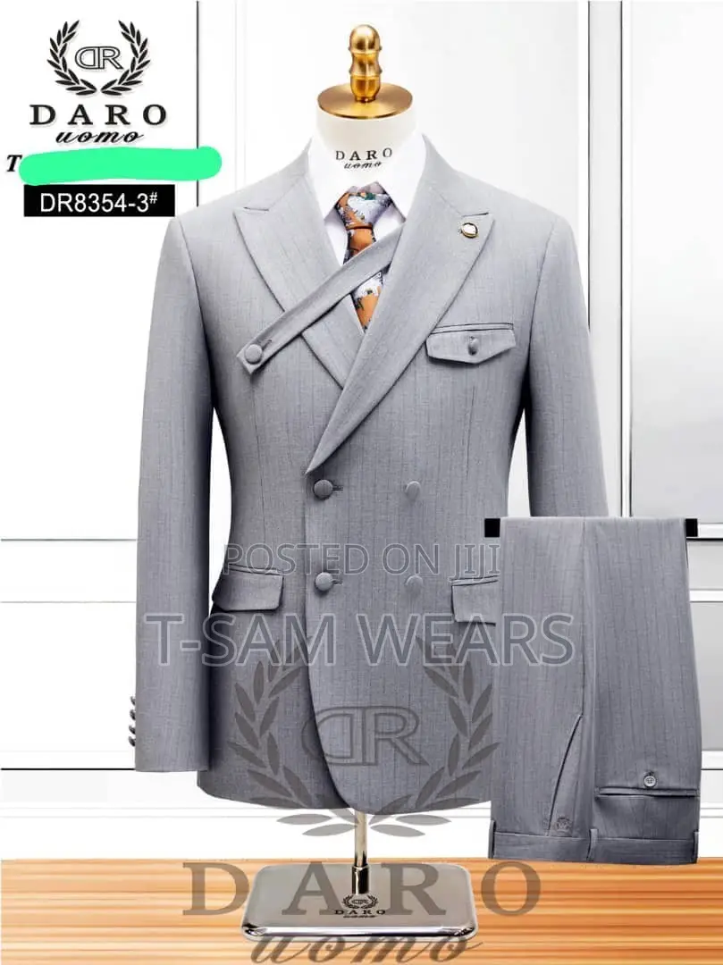 Daro Design Strips Suit