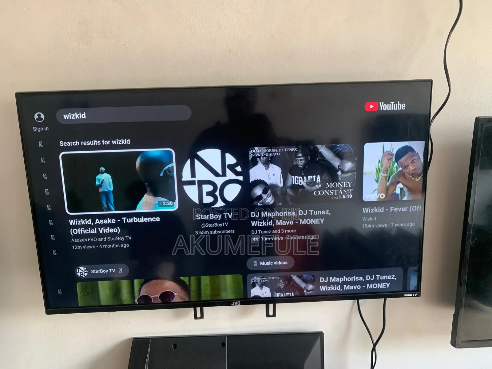 JVC Roku Smart TV 40 Inches Display