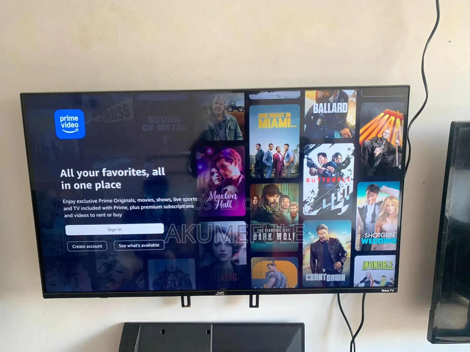 JVC Roku Smart TV 40 Inches Display