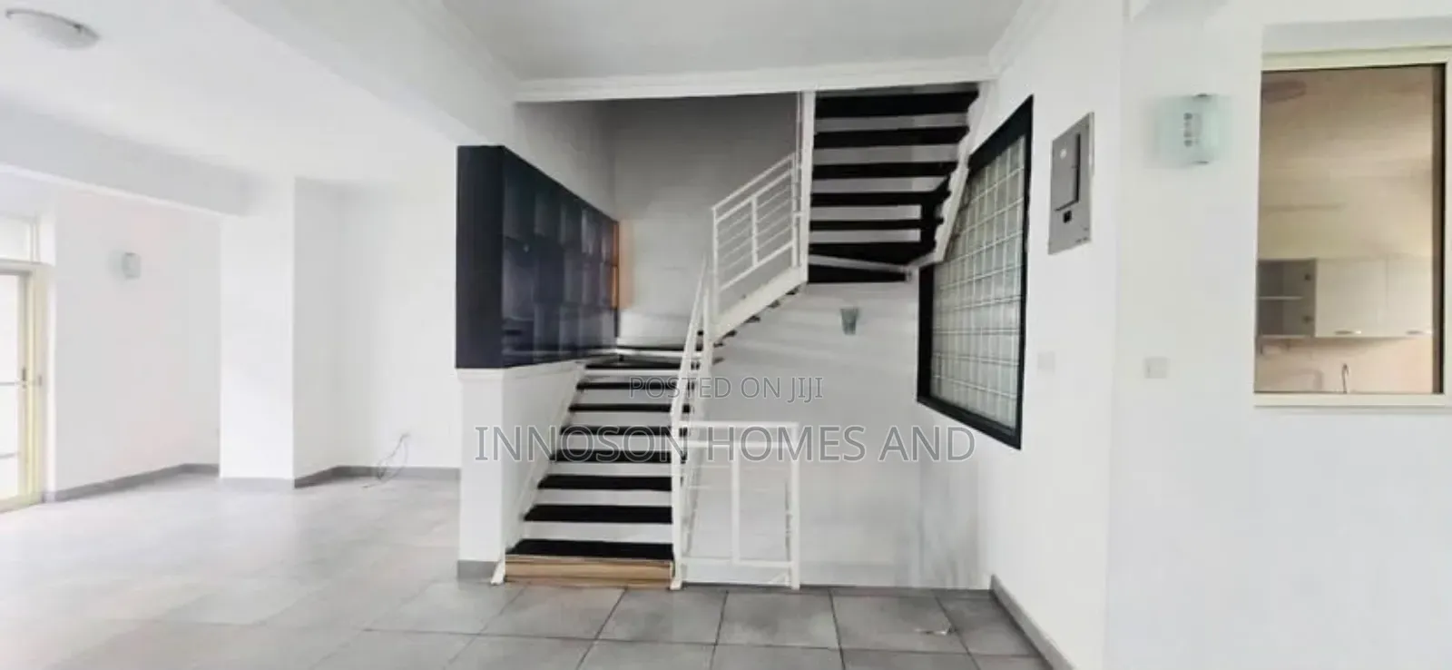 4bdrm Townhouse / Terrace in Ikoyi for rent