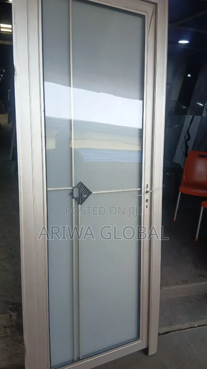 Aluminum Toilet Door. Strong, Sleek, and Built to Last.