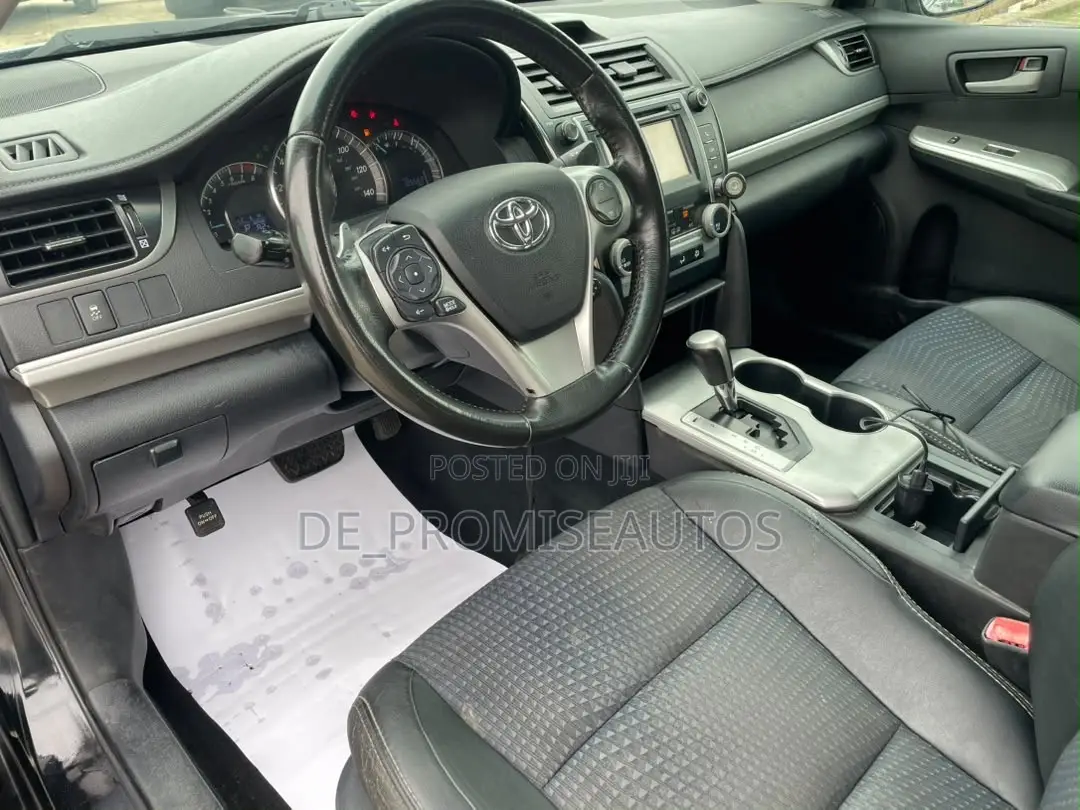 Toyota Camry SE 4dr Sedan (2.5L 4cyl 6A) 2012 Black
