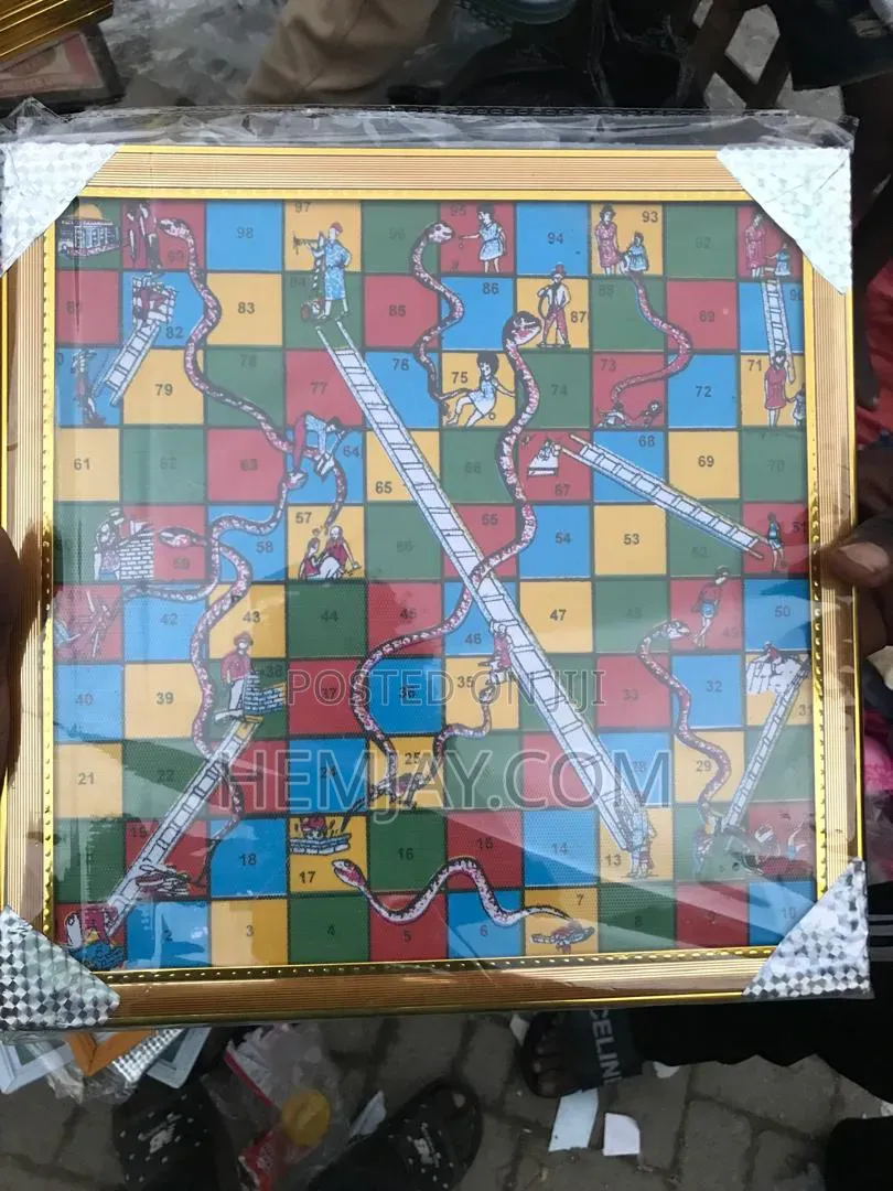 Quality Luxurious Snake and Ladder Family Game Golden