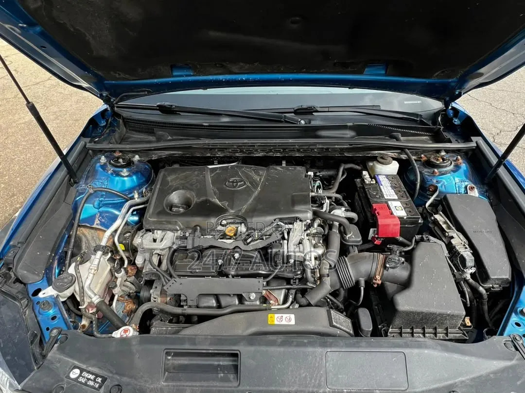 Toyota Camry 2019 Blue