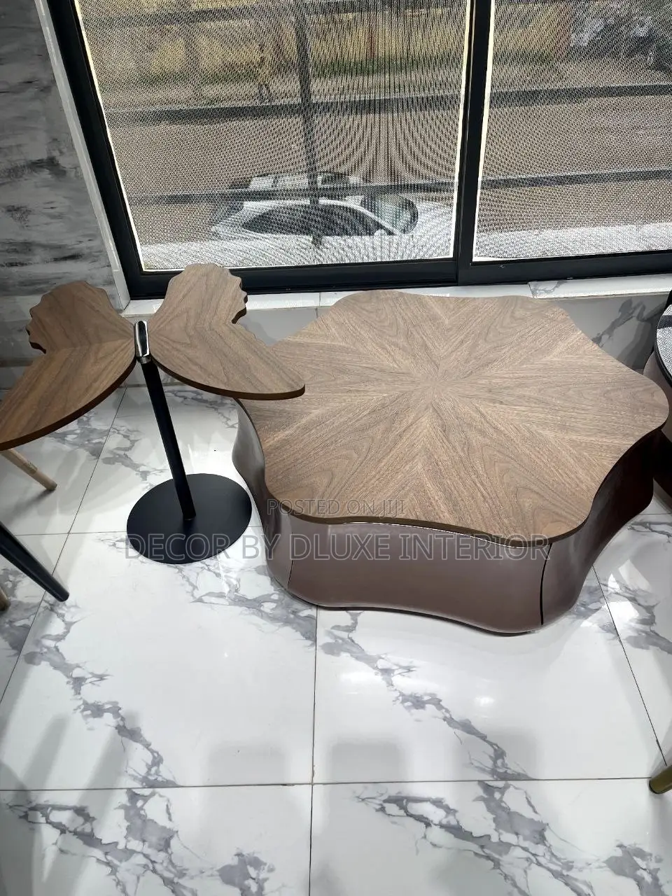 Italian Minimalist Special-Shaped New Petal Coffee Table