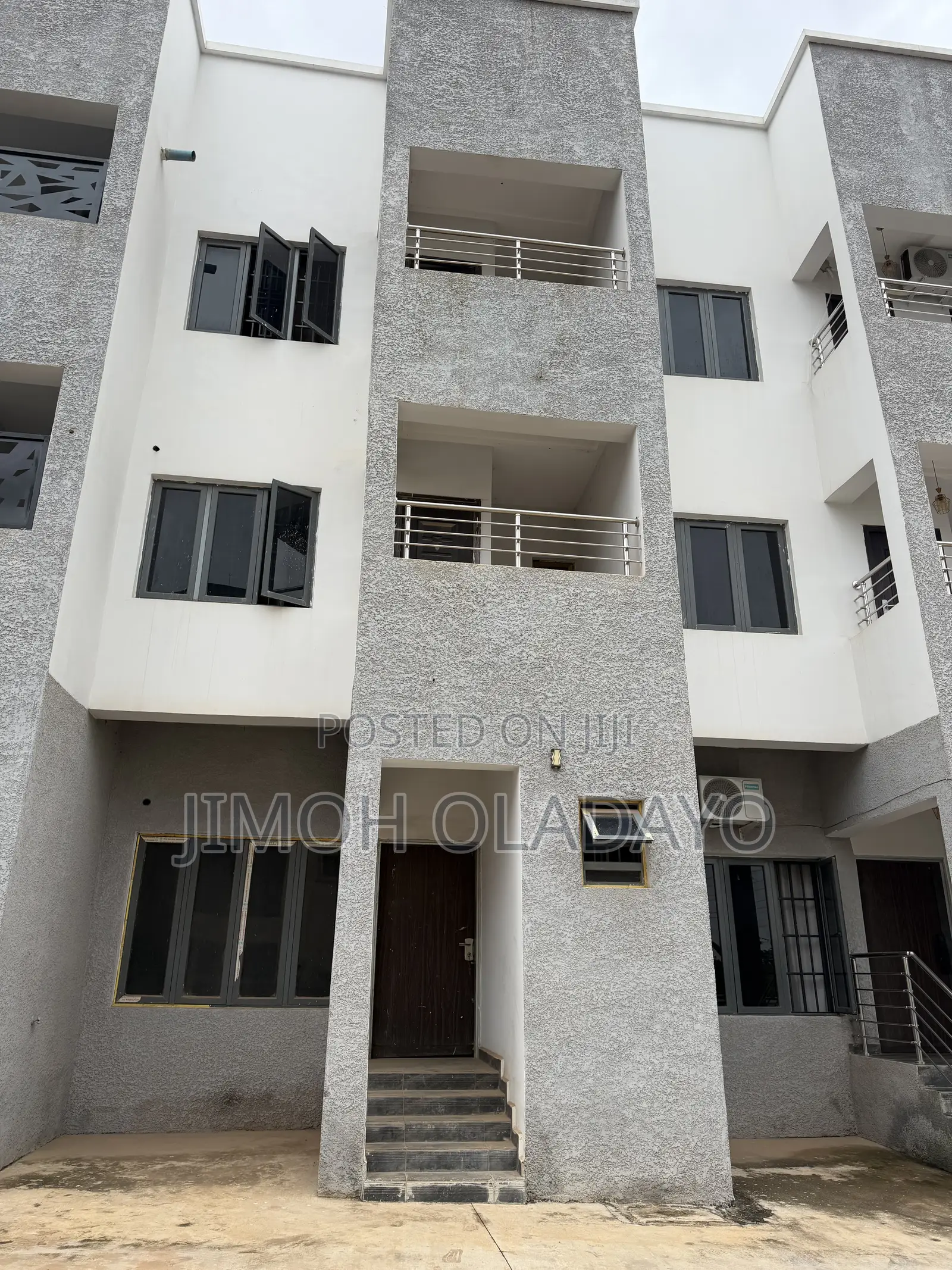 Furnished 4bdrm Duplex in Durumi for sale