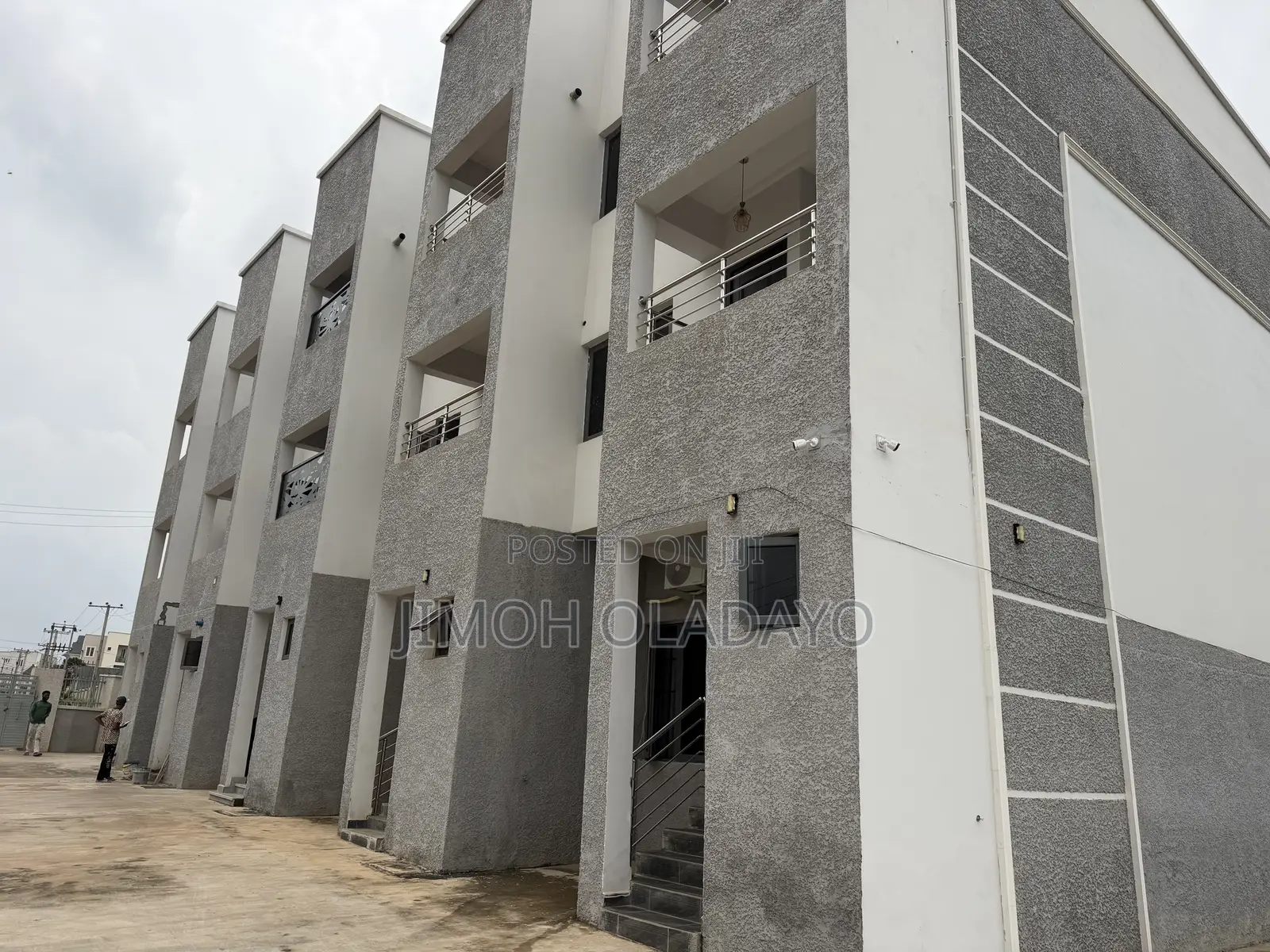 Furnished 4bdrm Duplex in Durumi for sale