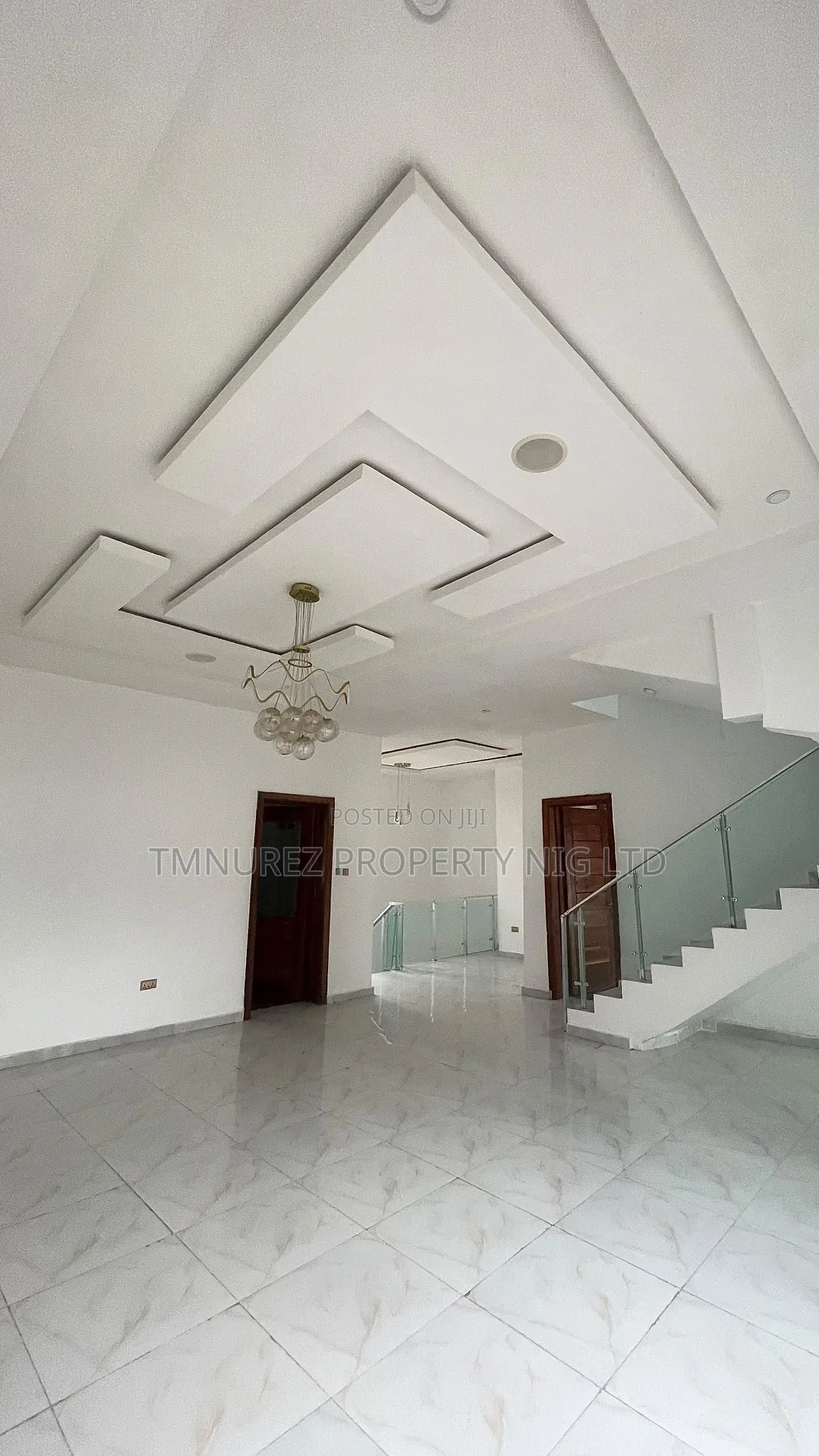 4bdrm Duplex in Agungi for rent