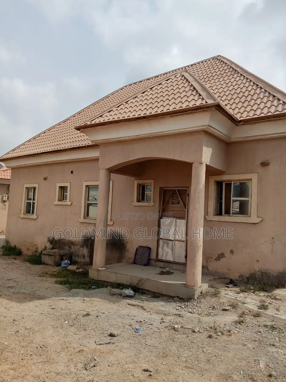 2bdrm Bungalow in Fha Lugbe for sale
