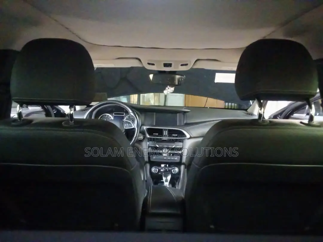 Infiniti QX30 2018 Black