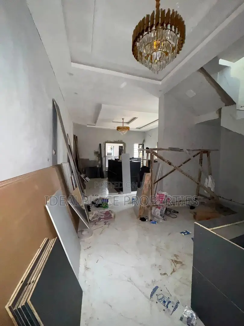 4bdrm Duplex in Ikeja GRA for sale